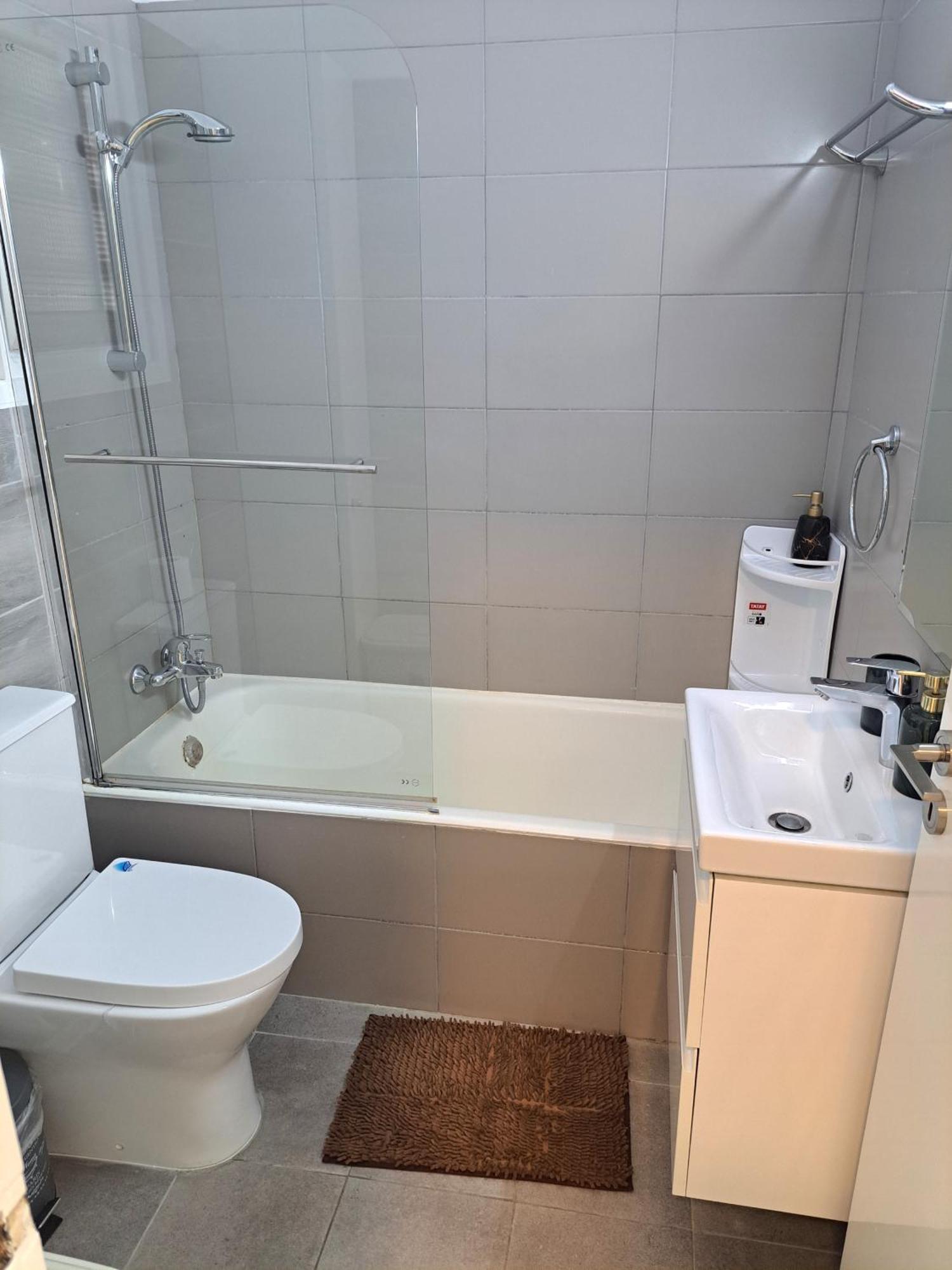 Prime Location! - 400m From The * Pafos